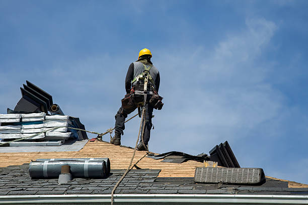 Professional Gutter Installation technician working in Copperas Cove, TX